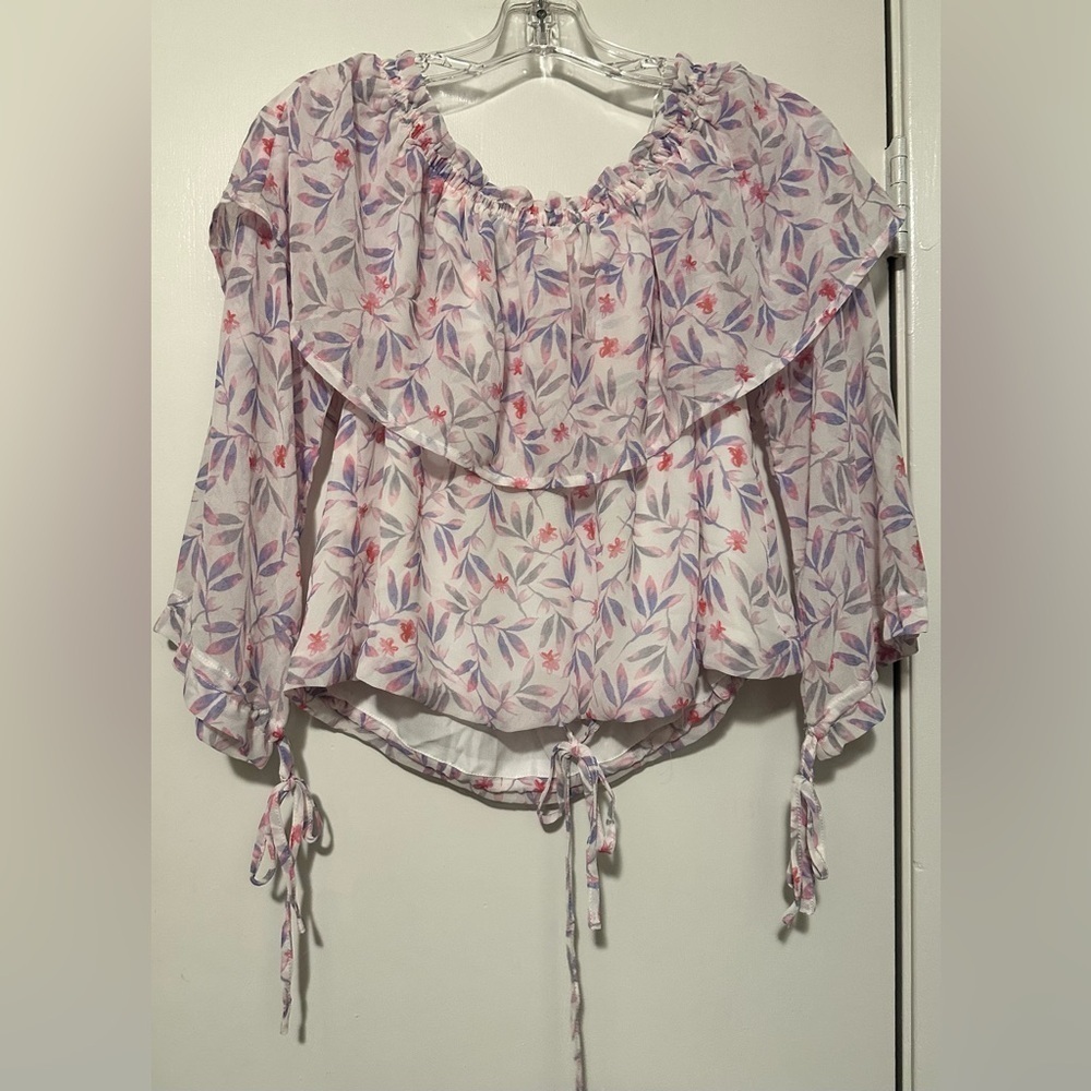 NWT Honey Punch off the shoulder floral blouse size M - Picture 3 of 8